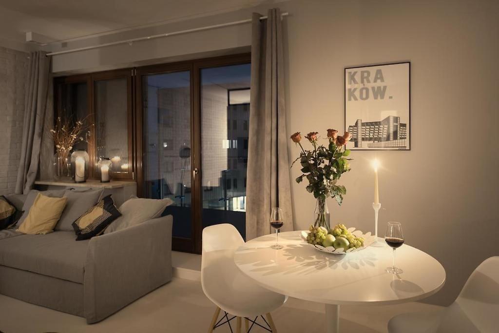 Premium Apartment For Old Town & Jewish Quarter - Balcony Plus Pool Onsite Krakov Exteriér fotografie