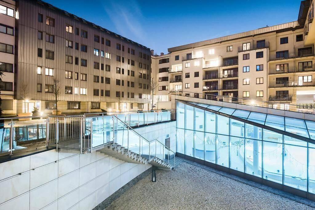 Premium Apartment For Old Town & Jewish Quarter - Balcony Plus Pool Onsite Krakov Exteriér fotografie